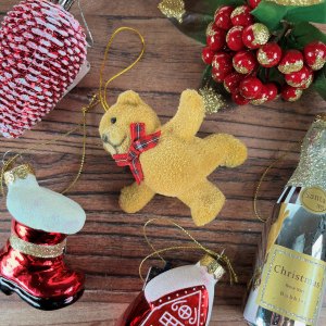 Baubles, Lights & Tree Decorations