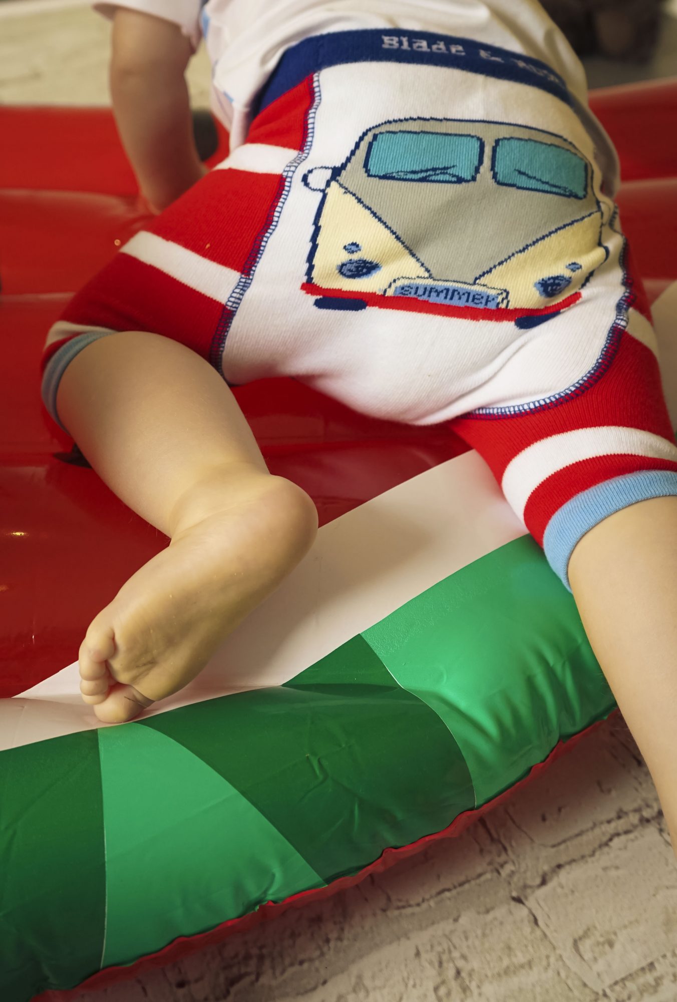 blade and rose shorts