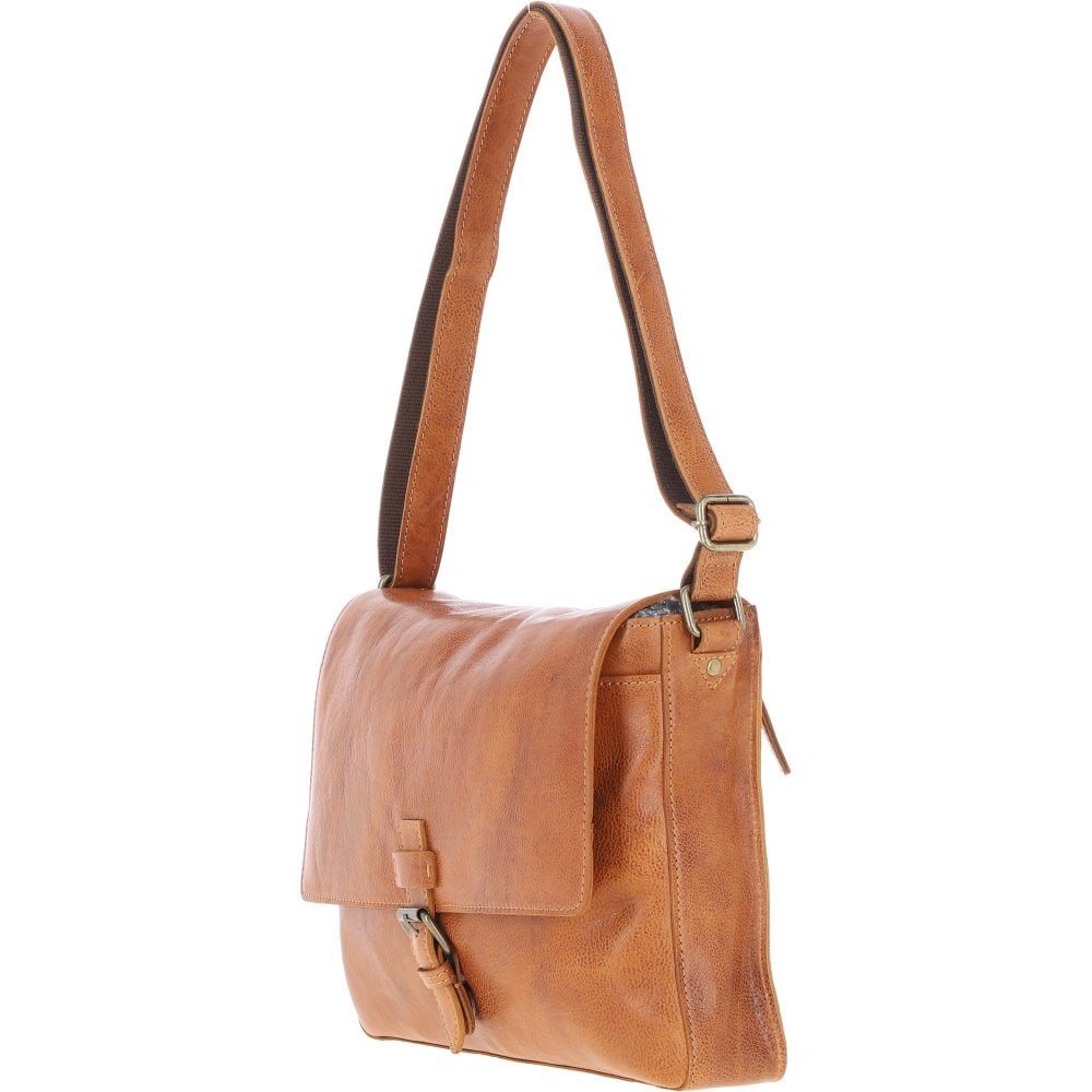 Dean Ashwood Leather Messenger Bag*