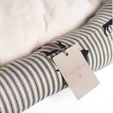 Dog Bed Labrador Large Stripe