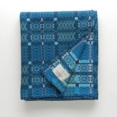 Knot Garden Throw Bluestone