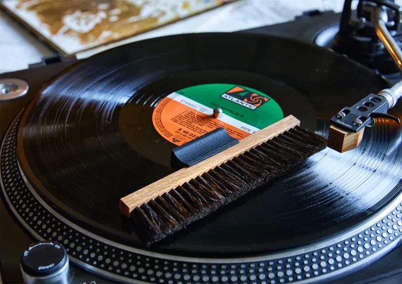 Redecker Phonograph Record Brush
