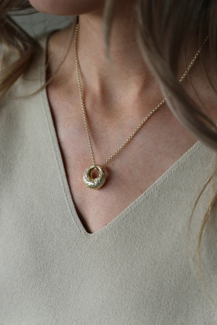 Tutti & Co Dome Gold Necklace