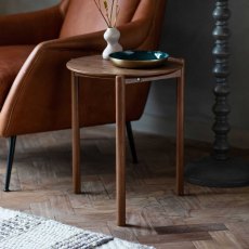 GLYDER Side Table Walnut