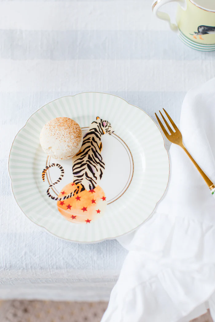 Yvonne Ellen Round Animal Tea Plates Set of 4