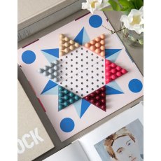Play - Chinese Checkers