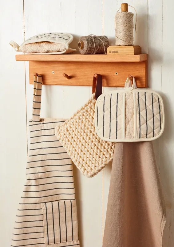 Redecker Apron Beige Stripe