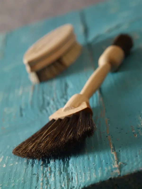 Redecker Fan Shaped Dust Brush