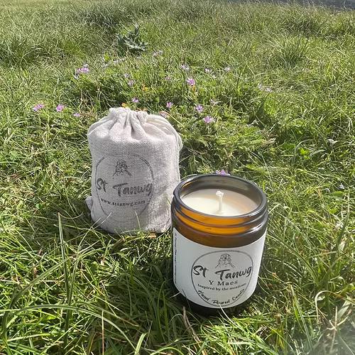 St Tanwg Candle - Y Maes