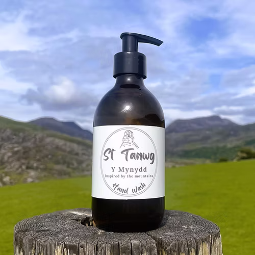 St Tanwg Hand Wash - Y Mynydd