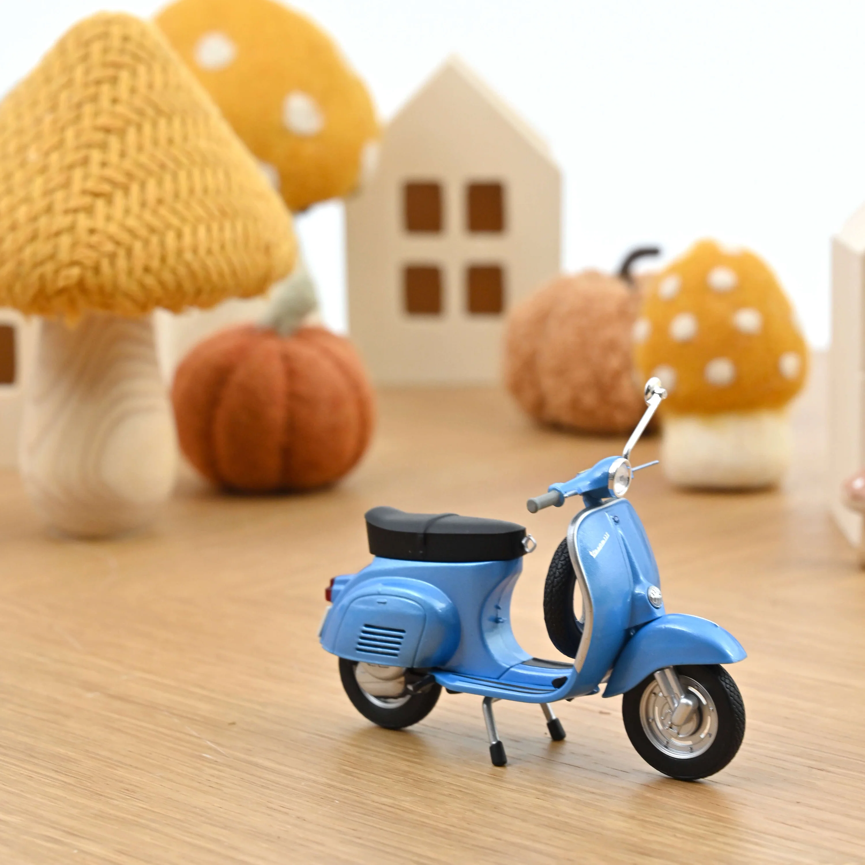 Norev Vespa 125 Primavera 1968 Blue Metallic 1.18