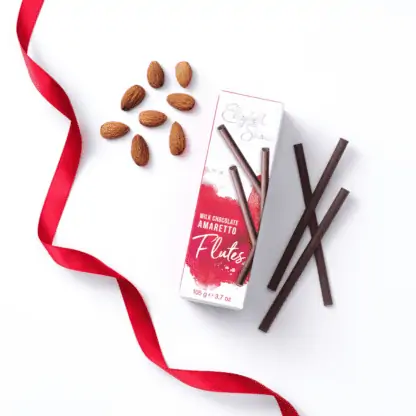 Elizabeth Shaw Milk Chocolate Amaretto Flutes 105g Elizabeth Shaw Milk Chocolate Amaretto Flutes 105g