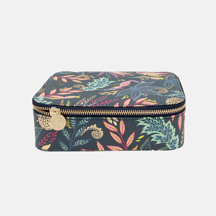 Sara Miller Savannah Botanic Paradise Tech Organiser