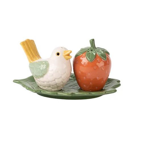 William Morris At Home Salt & Pepper Shakers William Morris At Home Salt & Pepper Shakers