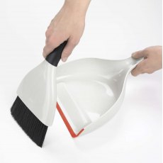 OXO Good Grips Dustpan & Brush Set OXO Good Grips Dustpan & Brush Set