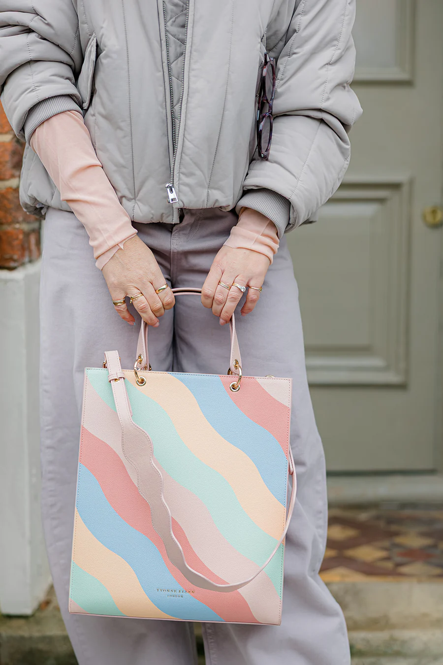 Yvonne Ellen Wobble Stripe Large Structured Tote Yvonne Ellen Wobble Stripe Large Structured Tote