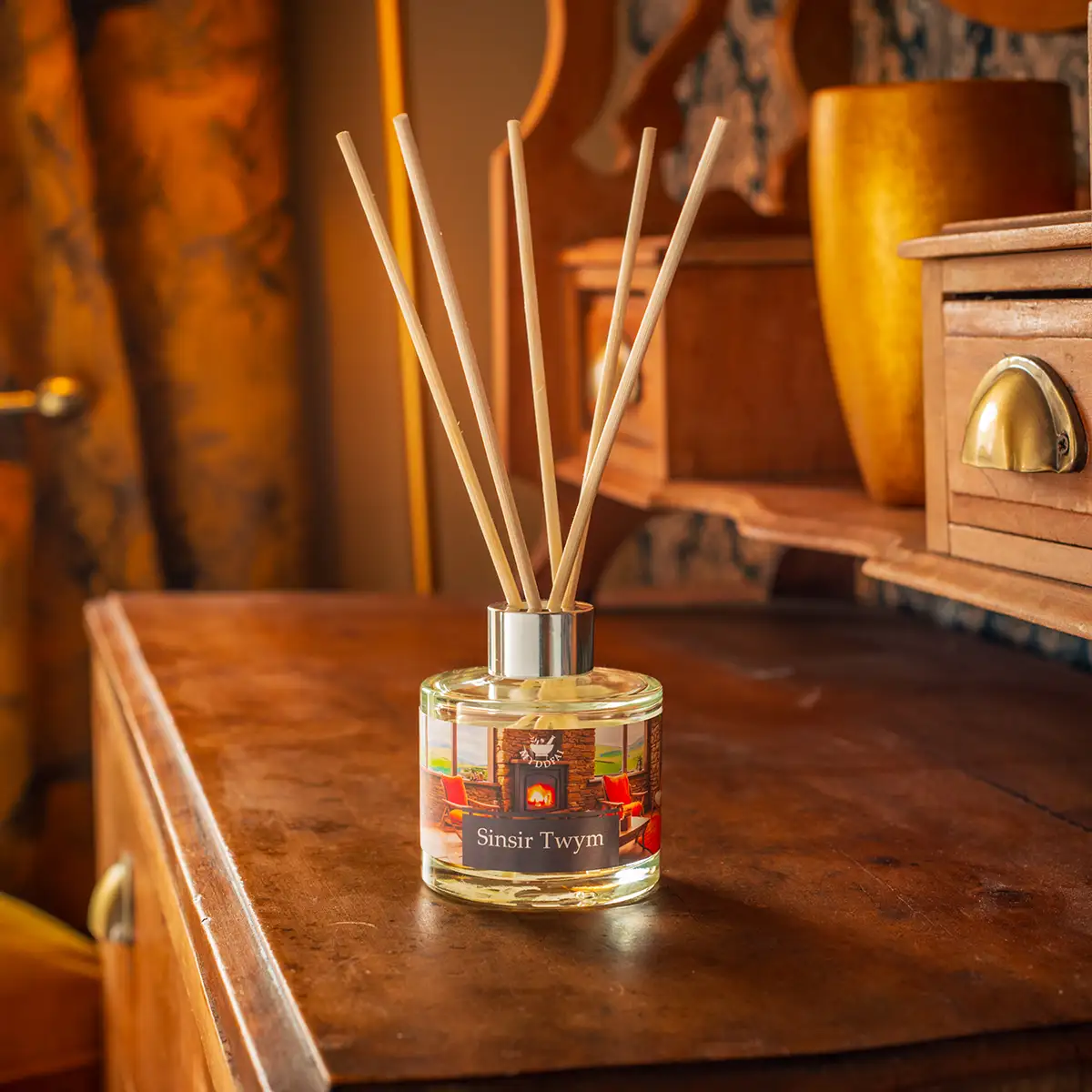 Myddfai Sinsir Twym / Warm Ginger Reed Diffuser