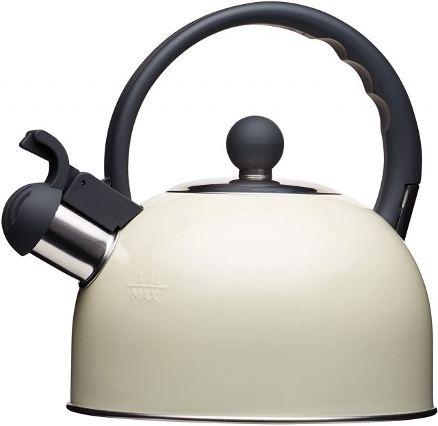 Kitchen Craft Living Nostalgia Trad Whistlng Kettle Cream 1.4L