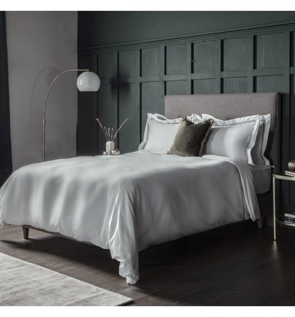 Savoy White Duvet Set