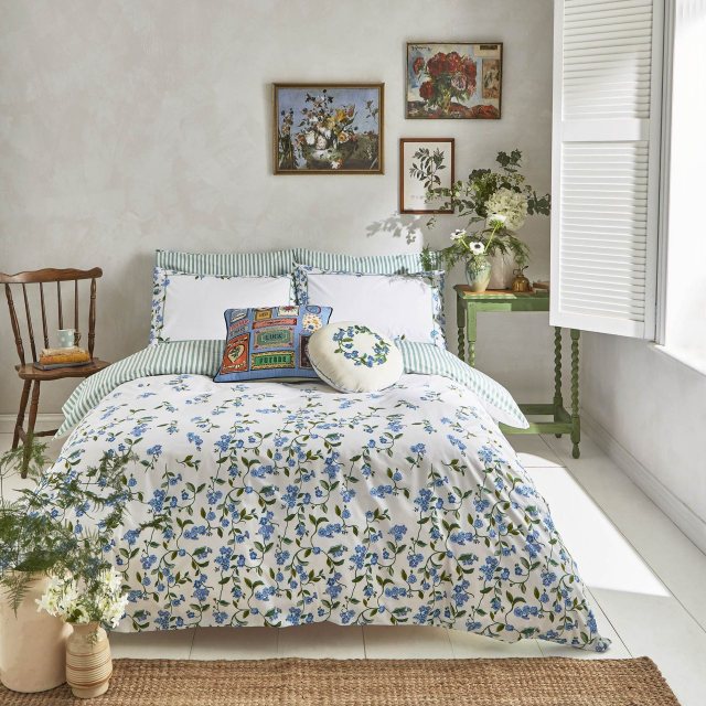 Cath Kidston Cath Kidston Forget Me Not Meadow Bedset