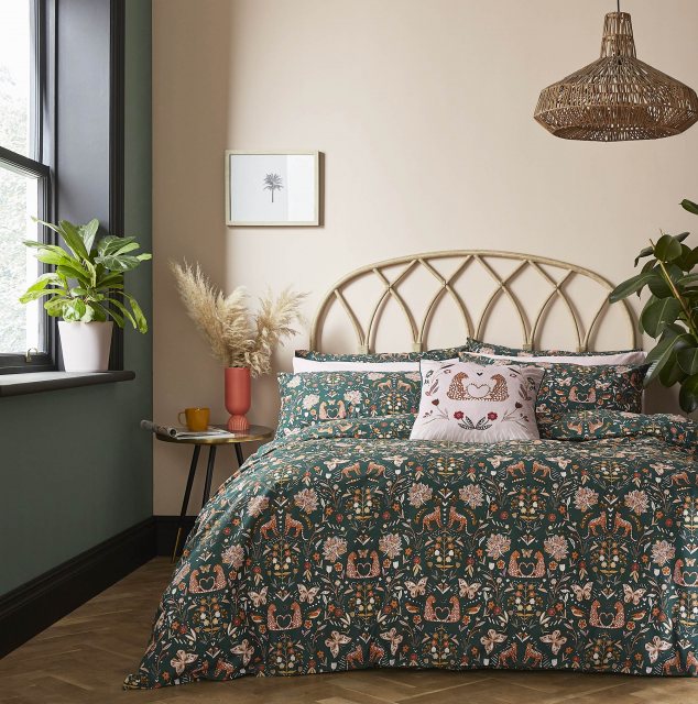 Fat Face Sara Miller Peony Petals Bedding