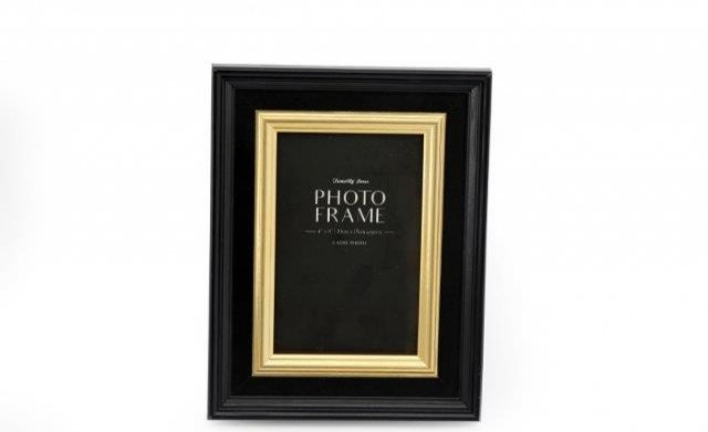 Black & Gold Photo Frame