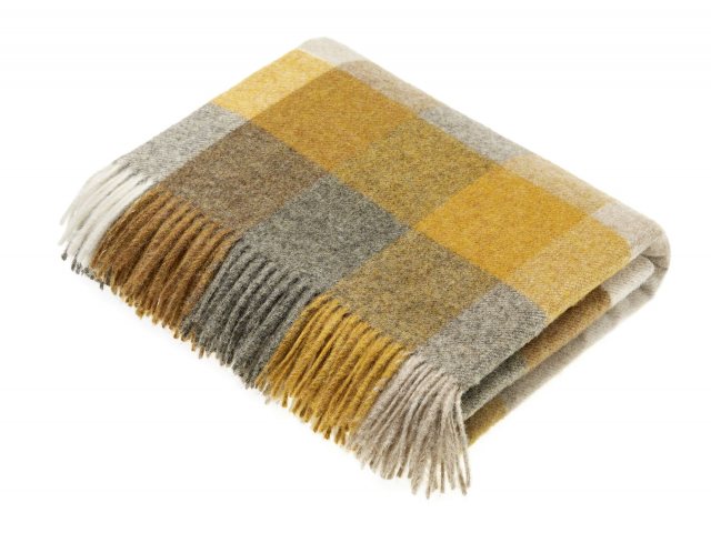 Portmeirion Trinity Shetland Wool Throw - Mustard