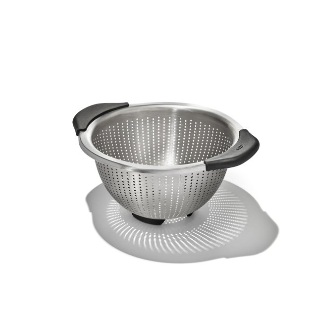 OXO Good Grips Stainless Steel 2.8L Colander