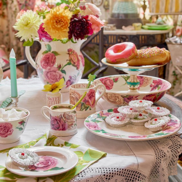 Emma Bridgewater Roses 6 1/2 Inch Plate | At Portmeirion