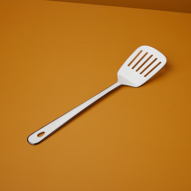 Harlow White Enamel Spatula