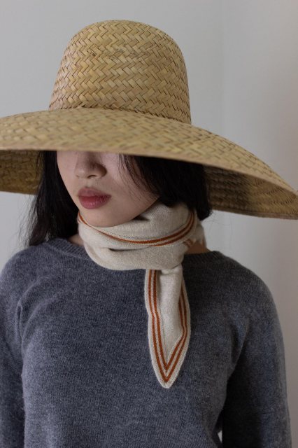 Oats & Rice Bronte Spindle-shaped Knitted Cashmere Scarf Cotton White
