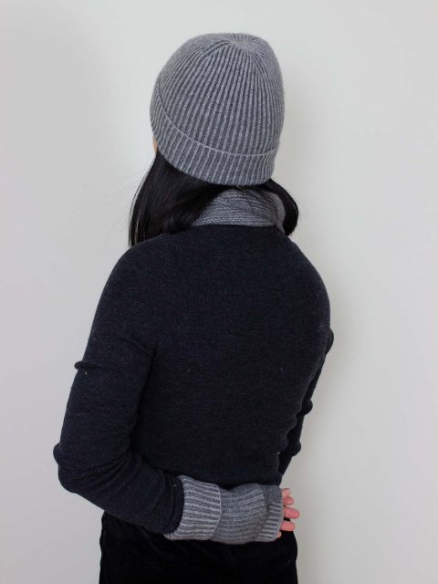 Oats & Rice Seafarer Cashmere Ribbed Beanie Grey