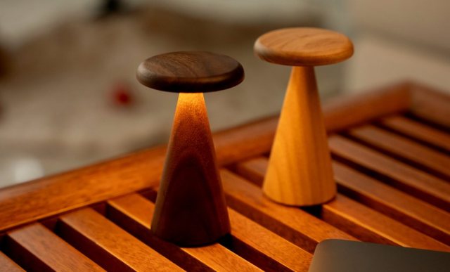 Gingko Sylva Table Lamp - Mini Walnut