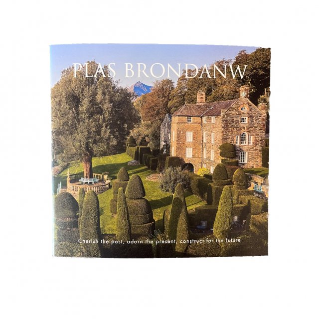 Plas Brondanw Guide Book - ENGLISH