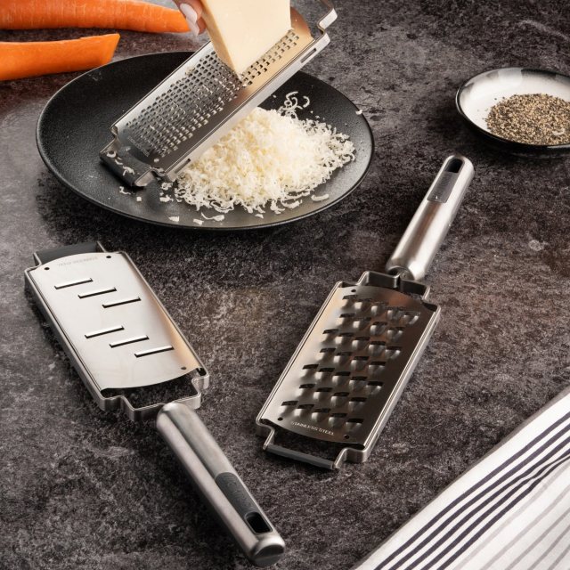 Luxe Kitchen Grater - Fine / Course / Slicer