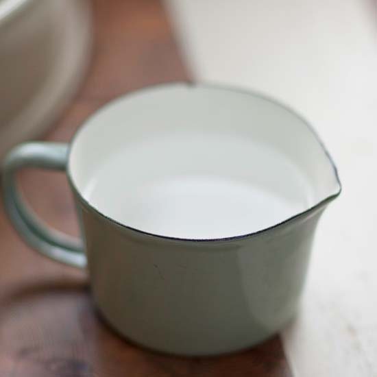 Enamel Measuring Jug - Shutter Blue