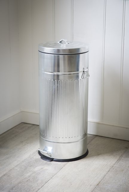 Garden Trading Pedal Bin 30L Galvanised Steel