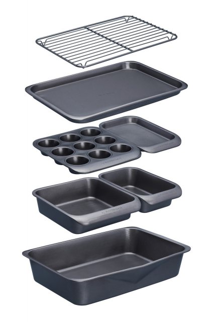 MasterClass Smart Space Seven-Piece Stacking Non-Stick Baking & Roasting Set