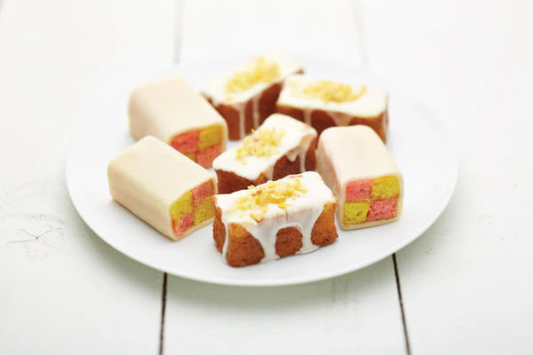 MasterClass MasterClass Non-Stick Twelve Hole Mini Loaf Tin