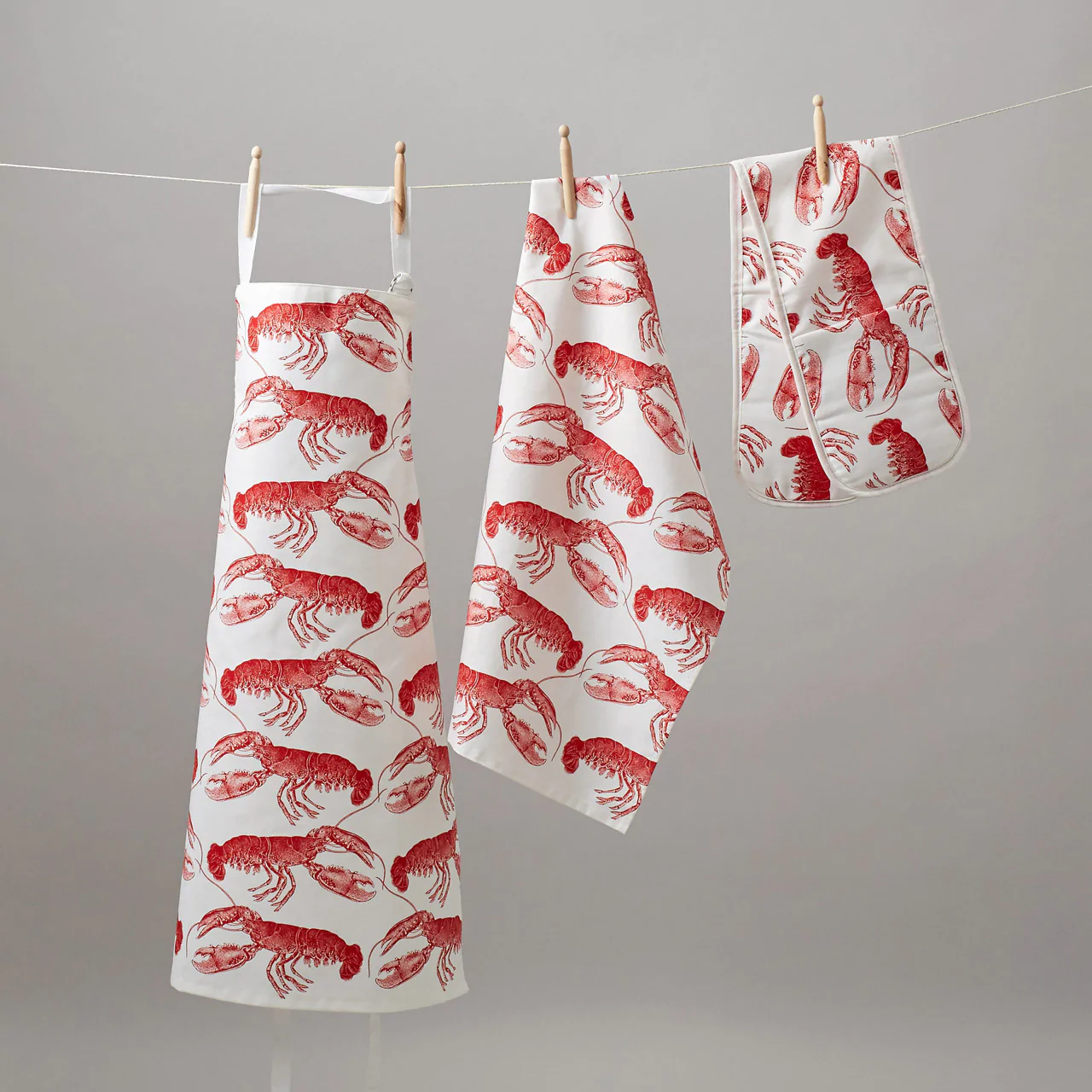 Thornback & Peel Coral Lobster Apron