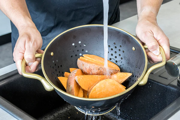MasterClass MasterClass Matt Black & Brass Colander