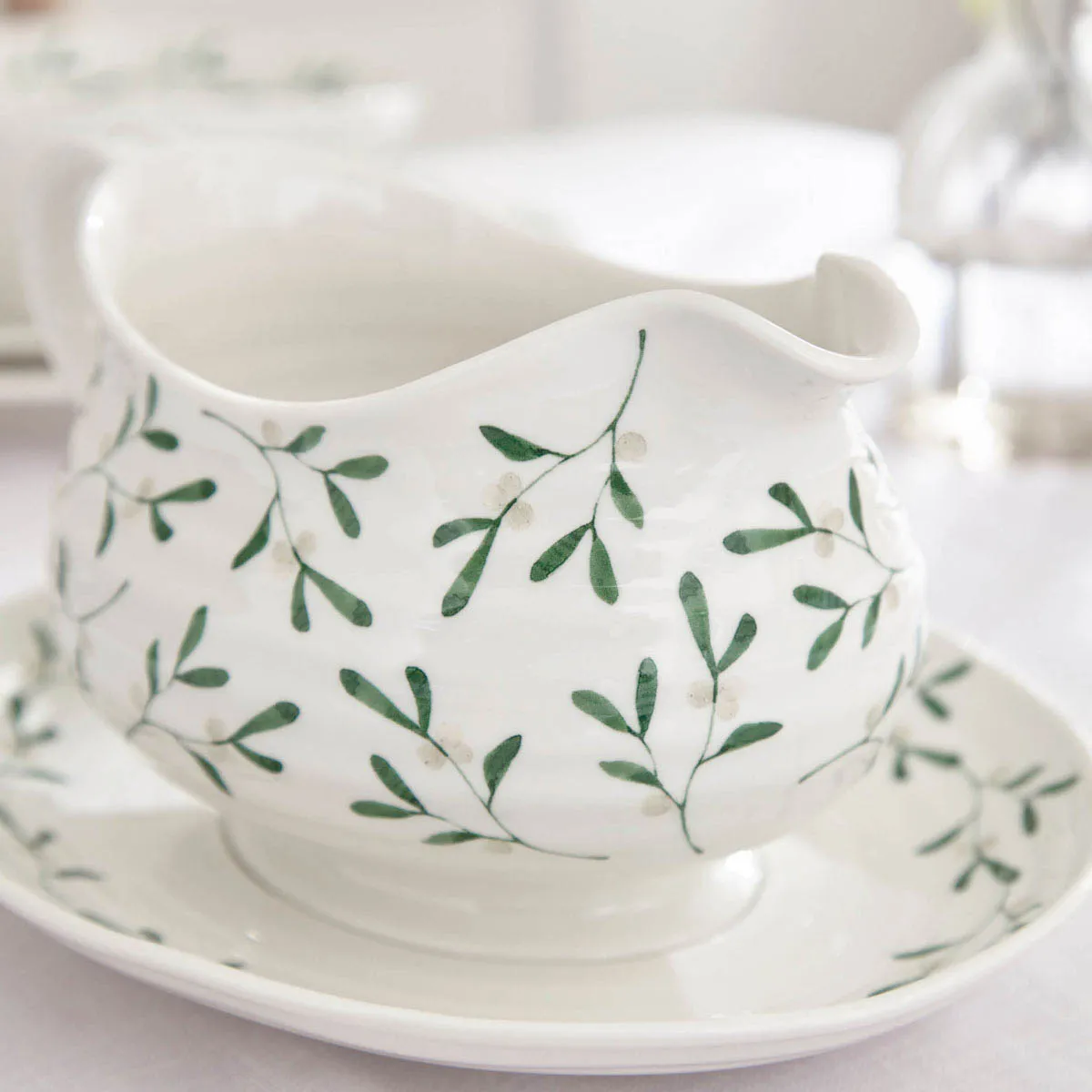 Sophie Conran Mistletoe Gravy Boat & Stand