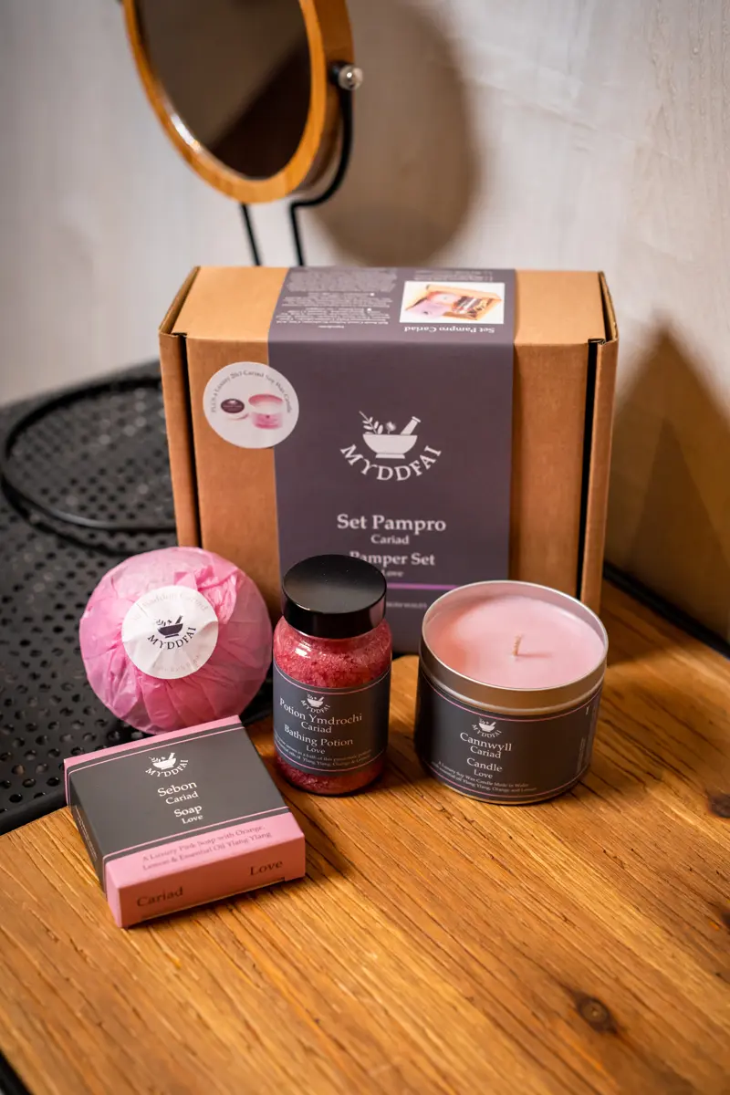 Myddfai Love Pamper Set With Candle