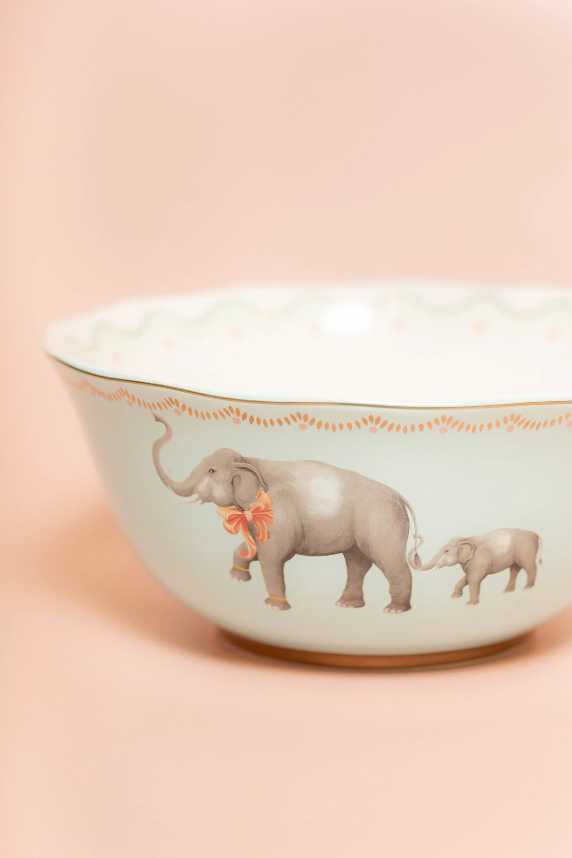 Yvonne Ellen Elephant Large Serving Bowl