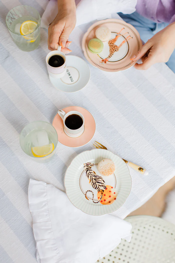 Yvonne Ellen Round Animal Tea Plates Set of 4
