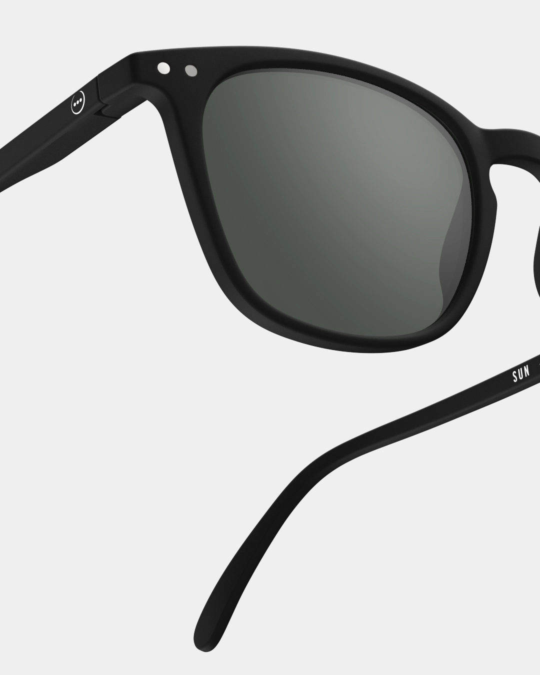 IZIPIZI #E Black Reading Sunglasses