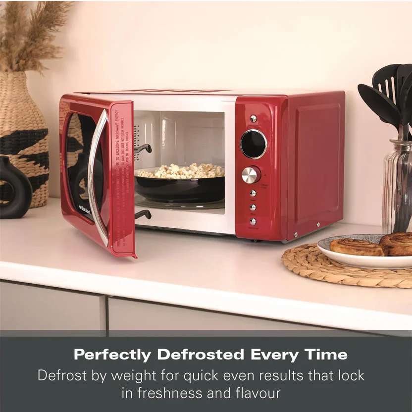 Hamilton Beach Retro Microwave - Red 20L