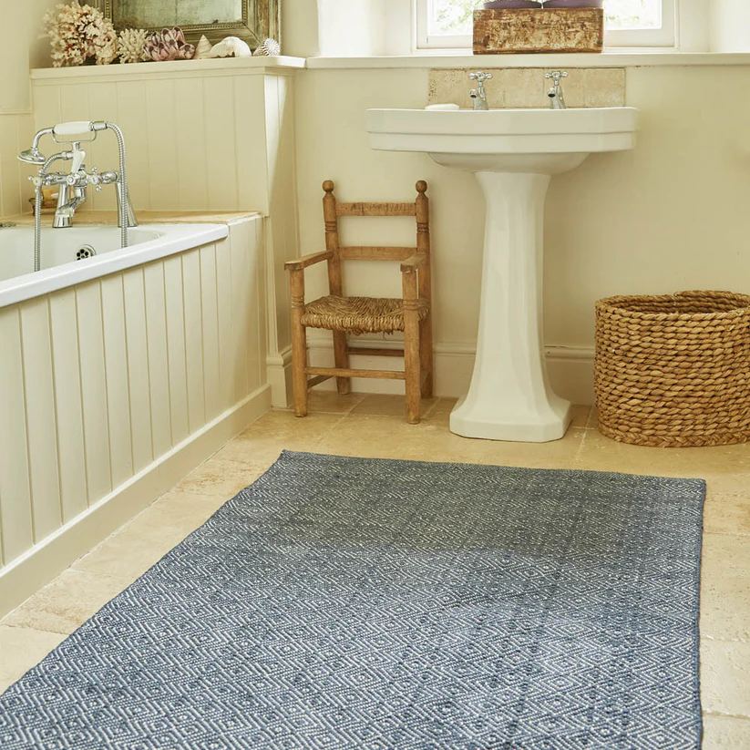 Weaver Green Diamond Navy Rug 90x60cm
