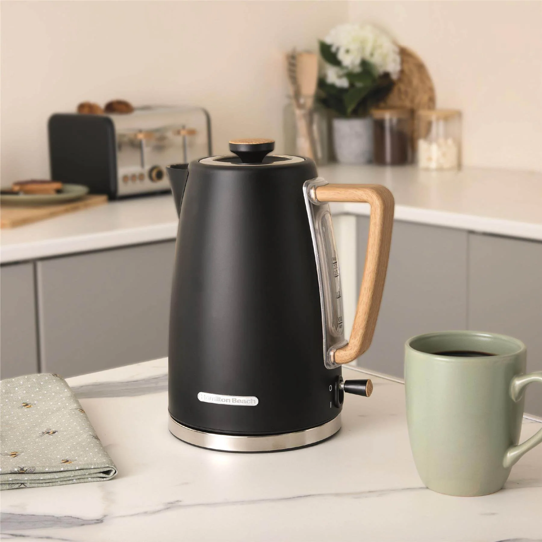 Hamilton Beach Scandi 1.7L Kettle - Matt Black