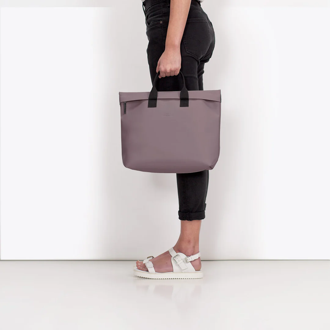 Ucon Acrobatics Lotus Eliza Bag - Grape
